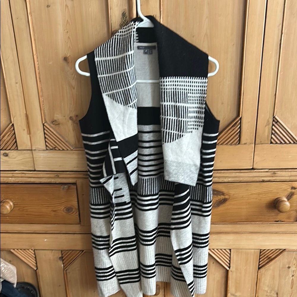 Vince black and White Striped Sweater Vest